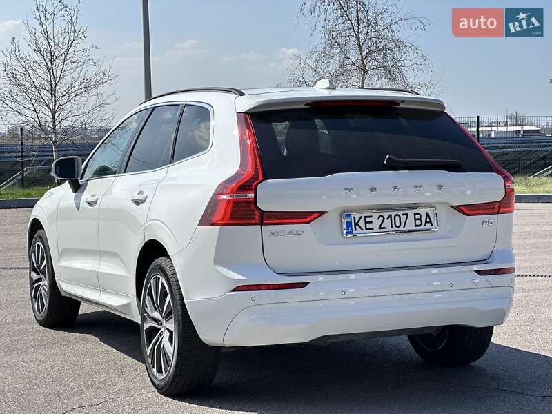 Позашляховик / Кросовер Volvo XC60 2022 в Дніпрі