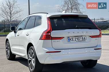 Внедорожник / Кроссовер Volvo XC60 2022 в 