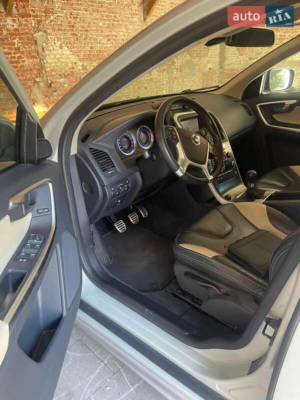 Внедорожник / Кроссовер Volvo XC60 2010 в Коломые
