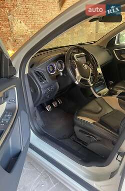 Внедорожник / Кроссовер Volvo XC60 2010 в 