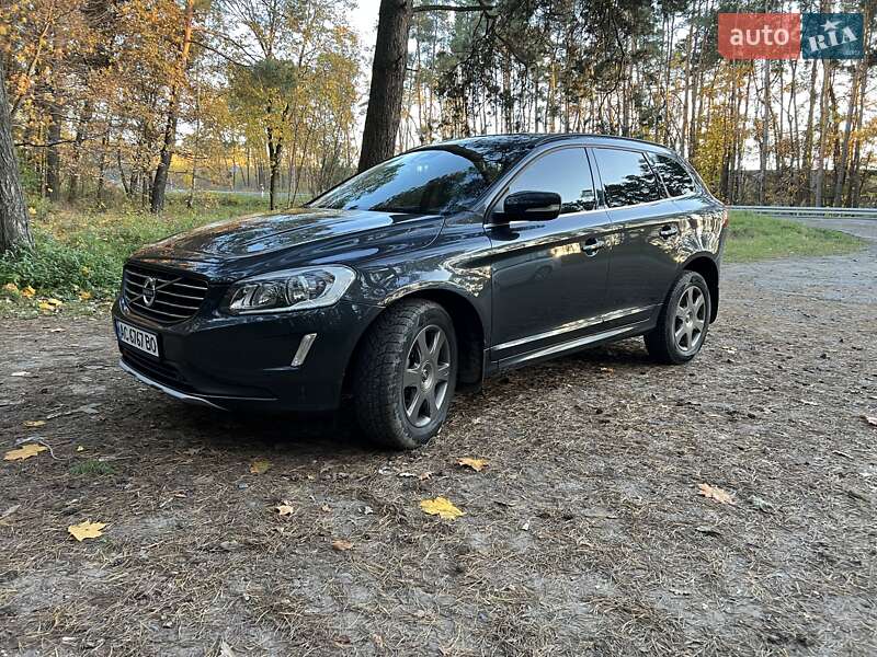 Внедорожник / Кроссовер Volvo XC60 2016 в 