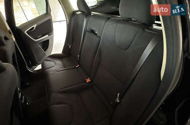 Позашляховик / Кросовер Volvo XC60 2009 в 