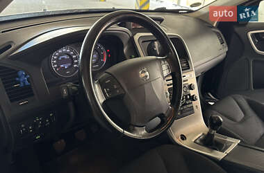 Позашляховик / Кросовер Volvo XC60 2009 в 