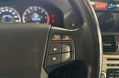 Позашляховик / Кросовер Volvo XC60 2009 в 