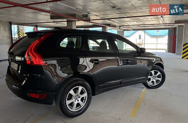 Позашляховик / Кросовер Volvo XC60 2009 в 