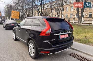 Внедорожник / Кроссовер Volvo XC60 2015 в 