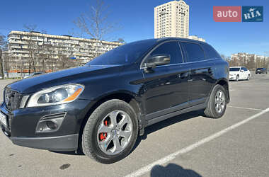Внедорожник / Кроссовер Volvo XC60 2009 в 