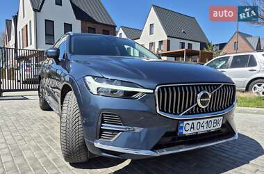 Внедорожник / Кроссовер Volvo XC60 2022 в 