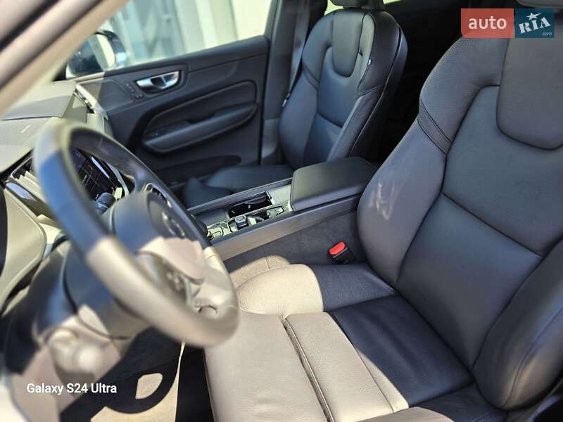 Внедорожник / Кроссовер Volvo XC60 2022 в Умани фото 39 Внедорожник / Кроссовер Volvo XC60 2022 в Умани