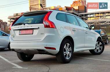 Позашляховик / Кросовер Volvo XC60 2015 в 