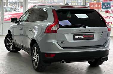 Внедорожник / Кроссовер Volvo XC60 2012 в 