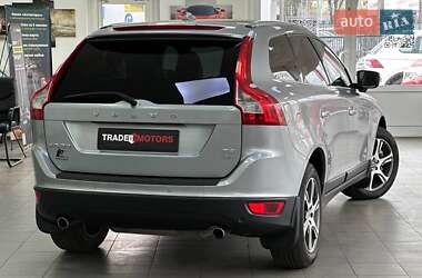 Внедорожник / Кроссовер Volvo XC60 2012 в 