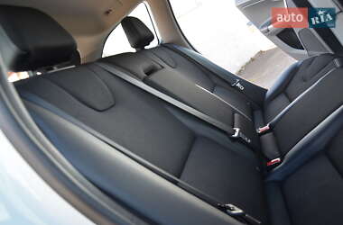 Позашляховик / Кросовер Volvo XC60 2017 в 
