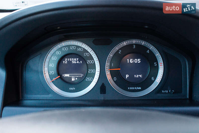 Внедорожник / Кроссовер Volvo XC60 2010 в Киеве