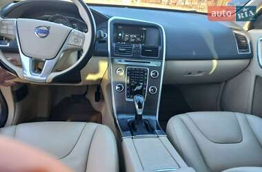 Позашляховик / Кросовер Volvo XC60 2014 в 
