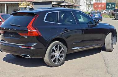 Внедорожник / Кроссовер Volvo XC60 2020 в 