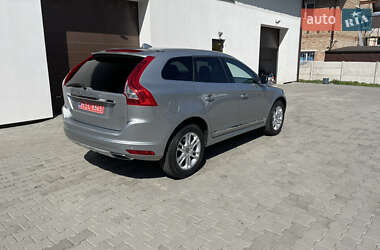 Внедорожник / Кроссовер Volvo XC60 2015 в 