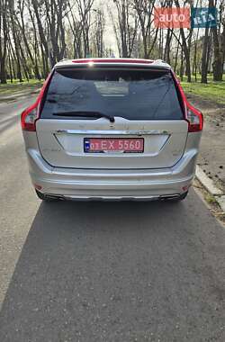 Позашляховик / Кросовер Volvo XC60 2015 в 