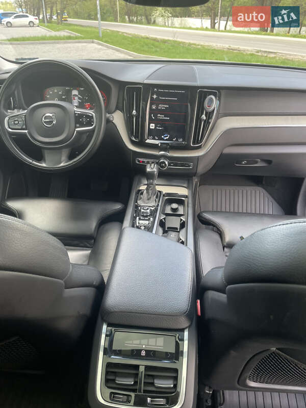 Позашляховик / Кросовер Volvo XC60 2018 в Новояворівську