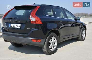 Внедорожник / Кроссовер Volvo XC60 2009 в 