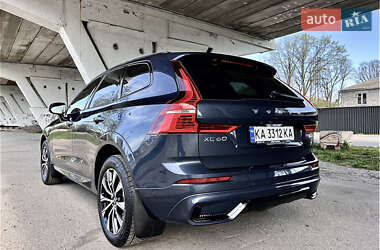 Внедорожник / Кроссовер Volvo XC60 2023 в 
