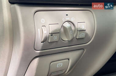 Позашляховик / Кросовер Volvo XC60 2011 в 