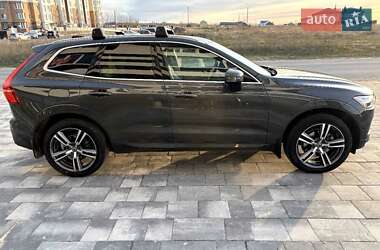 Внедорожник / Кроссовер Volvo XC60 2018 в 
