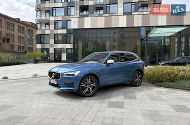 Позашляховик / Кросовер Volvo XC60 2018 в 