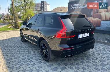 Внедорожник / Кроссовер Volvo XC60 2020 в 
