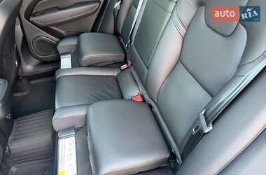 Внедорожник / Кроссовер Volvo XC60 2020 в 