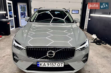 Внедорожник / Кроссовер Volvo XC60 2023 в 