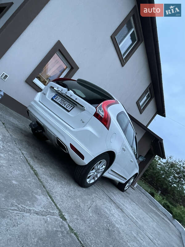 Внедорожник / Кроссовер Volvo XC60 2014 в Киеве фото 7 Внедорожник / Кроссовер Volvo XC60 2014 в Киеве