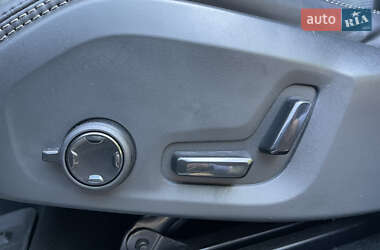 Внедорожник / Кроссовер Volvo XC60 2023 в 