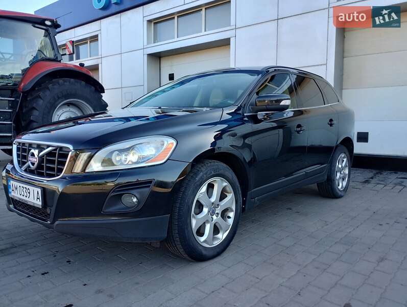 Внедорожник / Кроссовер Volvo XC60 2008 в 