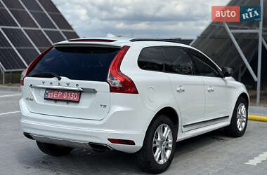 Внедорожник / Кроссовер Volvo XC60 2015 в 