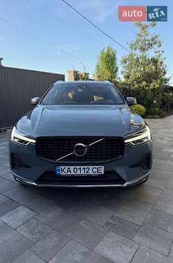 Внедорожник / Кроссовер Volvo XC60 2023 в Киеве