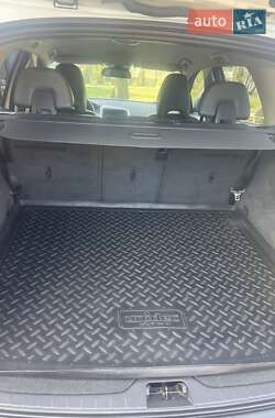 Позашляховик / Кросовер Volvo XC60 2013 в 