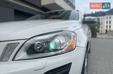 Внедорожник / Кроссовер Volvo XC60 2012 в 