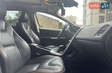 Внедорожник / Кроссовер Volvo XC60 2012 в 