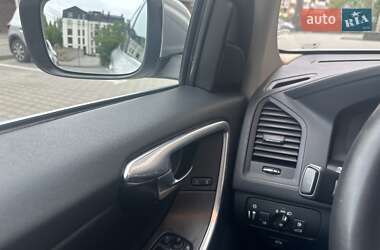 Внедорожник / Кроссовер Volvo XC60 2012 в 