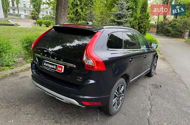 Внедорожник / Кроссовер Volvo XC60 2016 в 