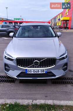 Внедорожник / Кроссовер Volvo XC60 2022 в 