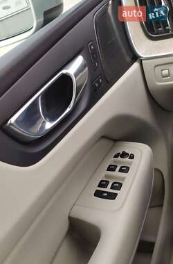 Внедорожник / Кроссовер Volvo XC60 2022 в 