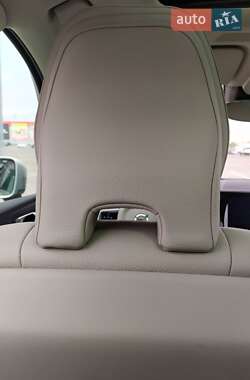 Внедорожник / Кроссовер Volvo XC60 2022 в 