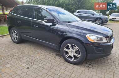 Внедорожник / Кроссовер Volvo XC60 2012 в 