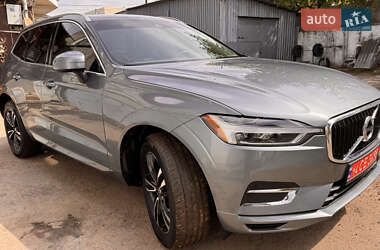 Внедорожник / Кроссовер Volvo XC60 2018 в 