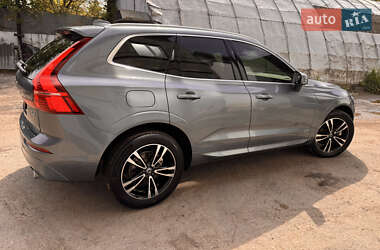 Внедорожник / Кроссовер Volvo XC60 2018 в 