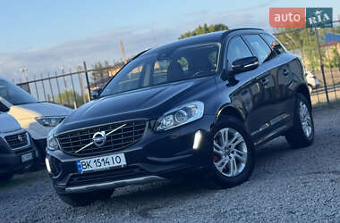 Внедорожник / Кроссовер Volvo XC60 2015 в Сарнах