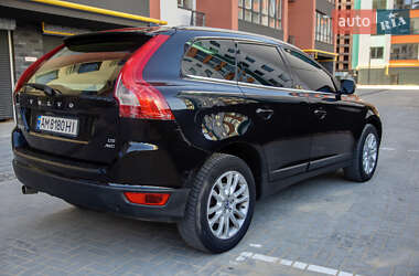 Внедорожник / Кроссовер Volvo XC60 2009 в 