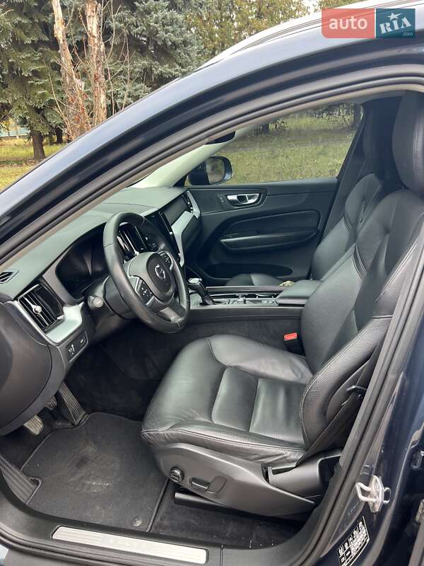 Внедорожник / Кроссовер Volvo XC60 2018 в Житомире фото 5 Внедорожник / Кроссовер Volvo XC60 2018 в Житомире